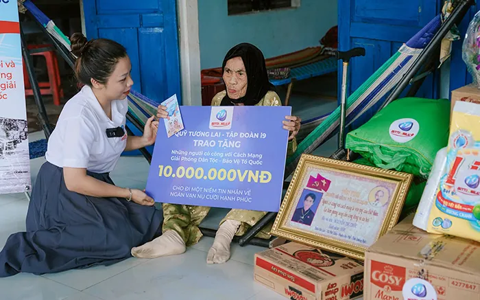 Biểu tượng hỗ trợ khách hàng 24/7 chuyên nghiệp